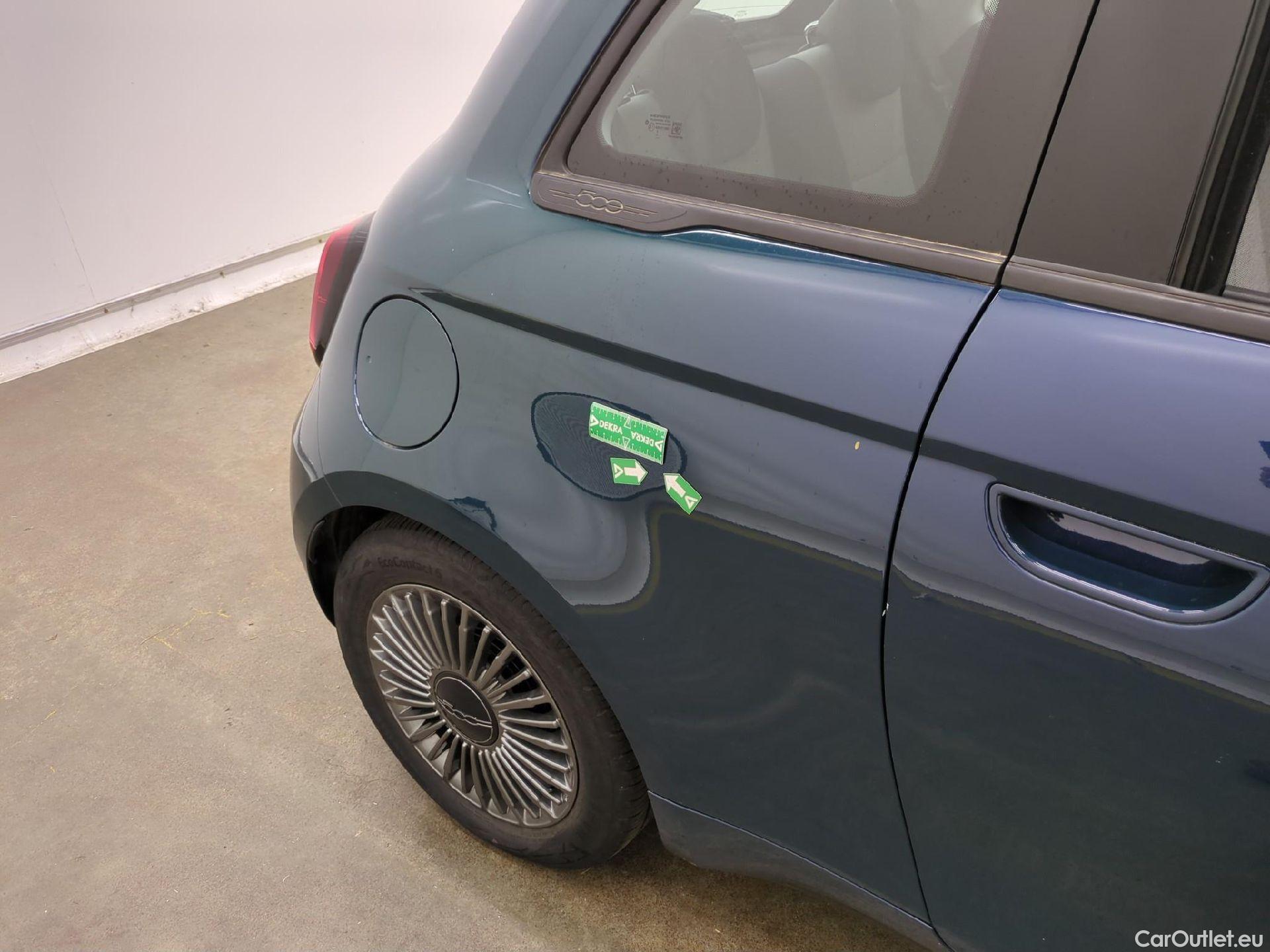  Fiat  500  e Icone Plus 42kWh BVA #38
