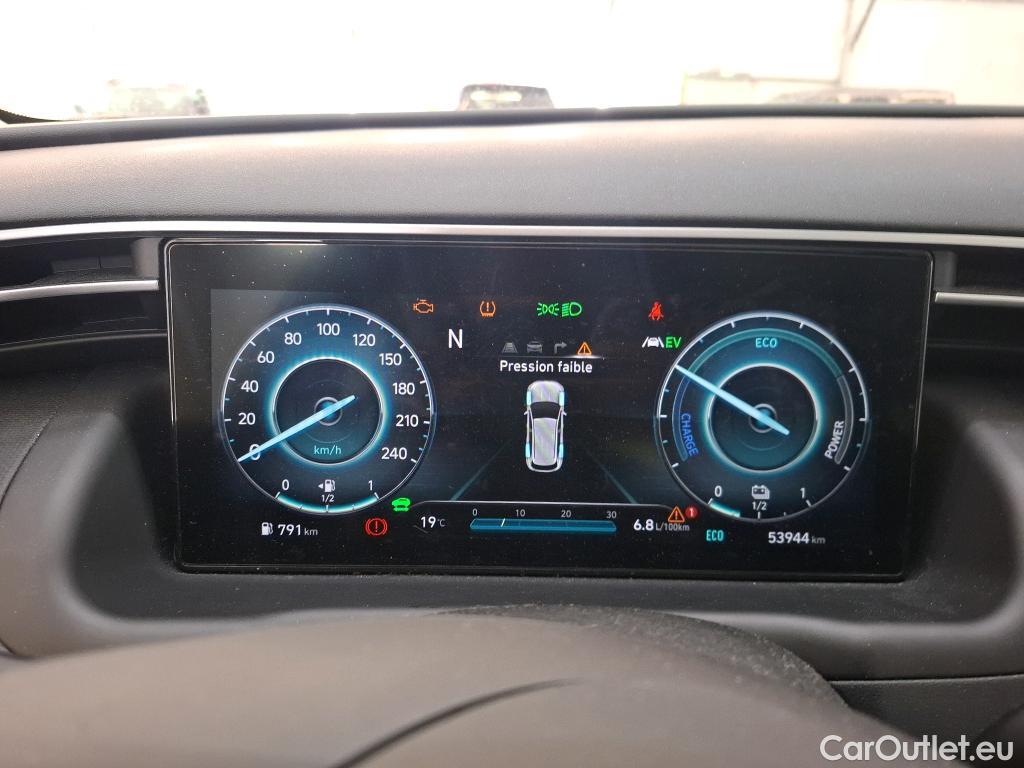  Hyundai  Tucson  Business Hybrid 2WD 1.6 T-GDI 230CV BVA6 E6d #24