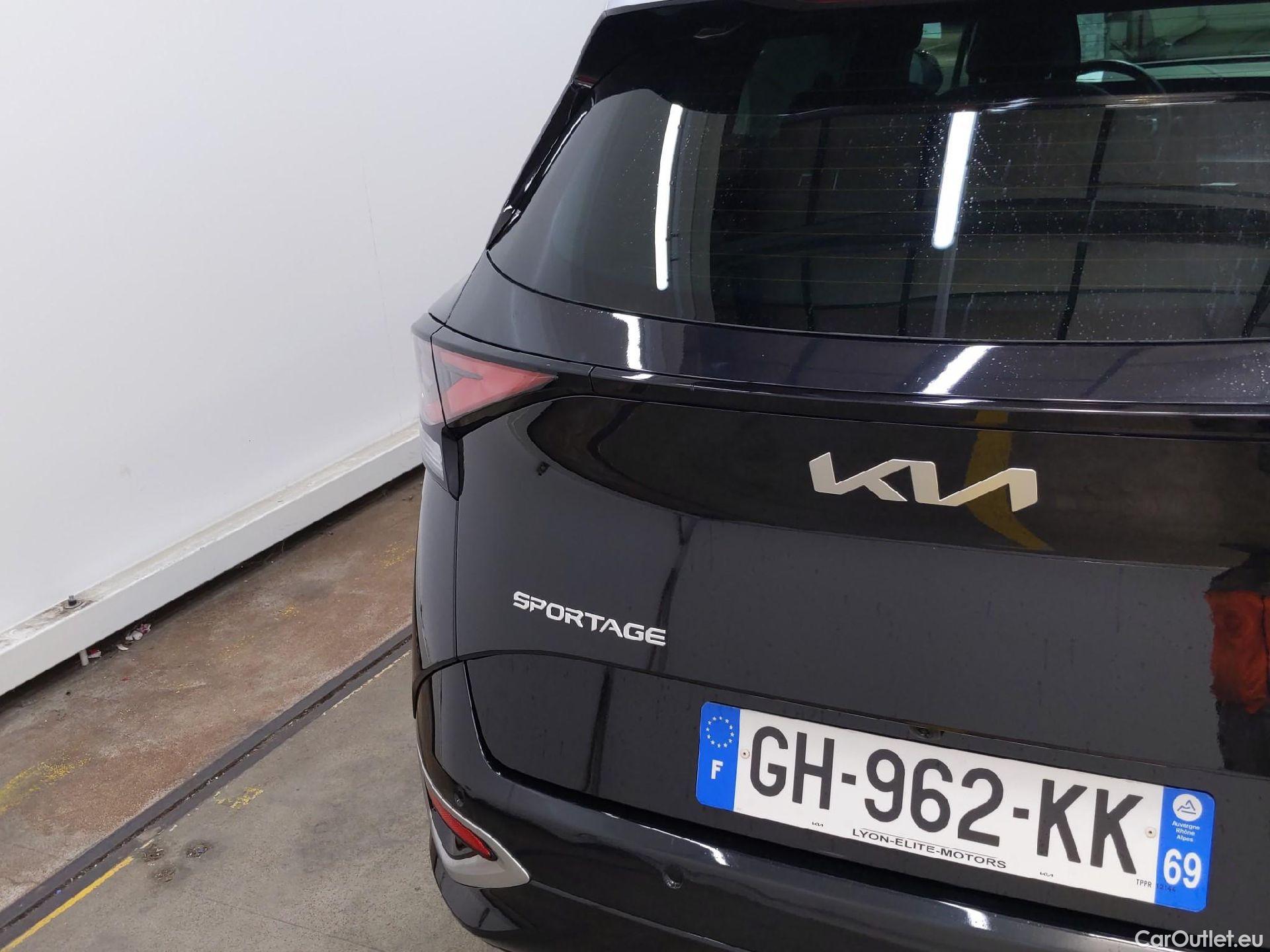  KIA  Sportage KIA  / 2021 / 5P / SUV 1.6 T-GDI 265 PHEV AUTO 4WD GT-L PREM BU #33