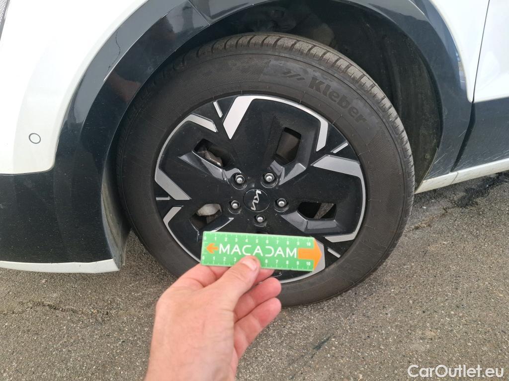  KIA  Niro  EV Premium 64kWh BVA #32