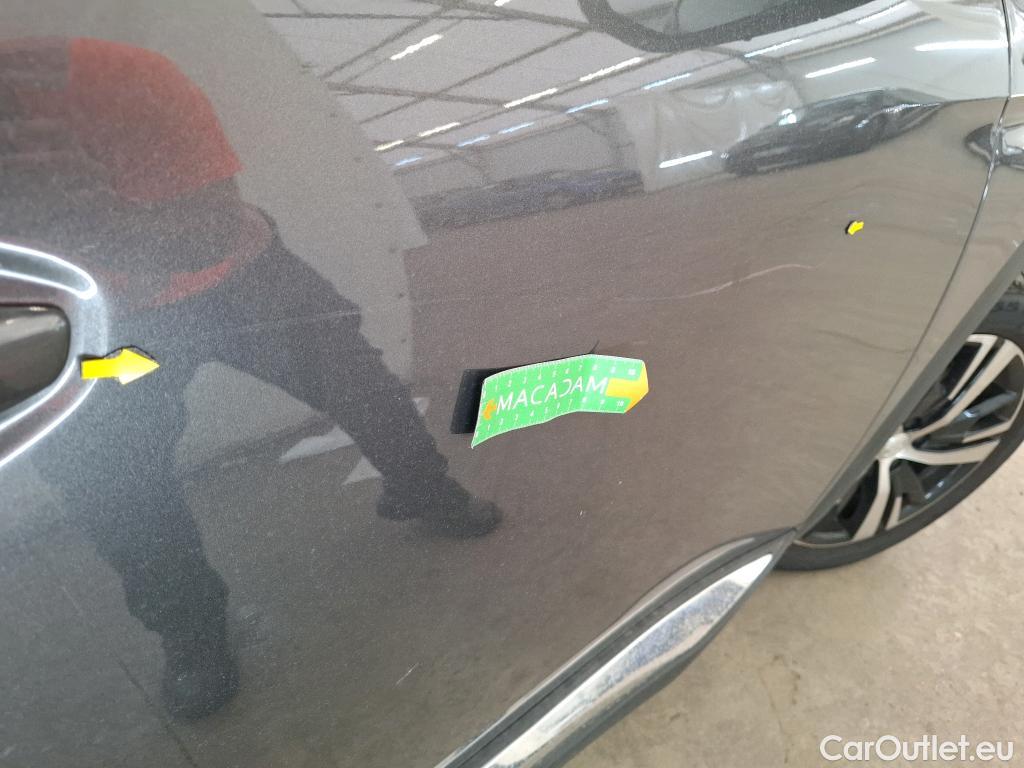  Peugeot  3008 PEUGEOT  / 2020 / 5P / SUV Hybrid 136 e-DCS6 GT #39