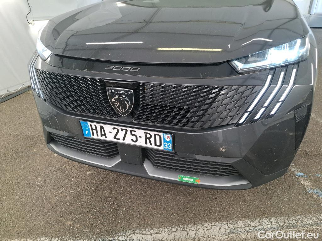  Peugeot  3008 PEUGEOT  / 2024 / 5P / SUV 1.2 HYBRID 136 E-DCS6 ALLURE #15
