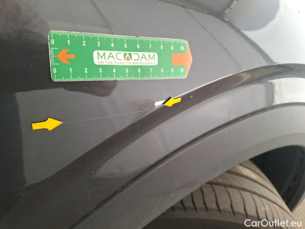  Peugeot  3008 PEUGEOT  / 2024 / 5P / SUV 1.2 HYBRID 136 E-DCS6 ALLURE #7