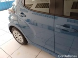  Toyota  Yaris TOYOTA  / 2020 / 5P / BERLINA HYBRID BUSINESS MY20 #48