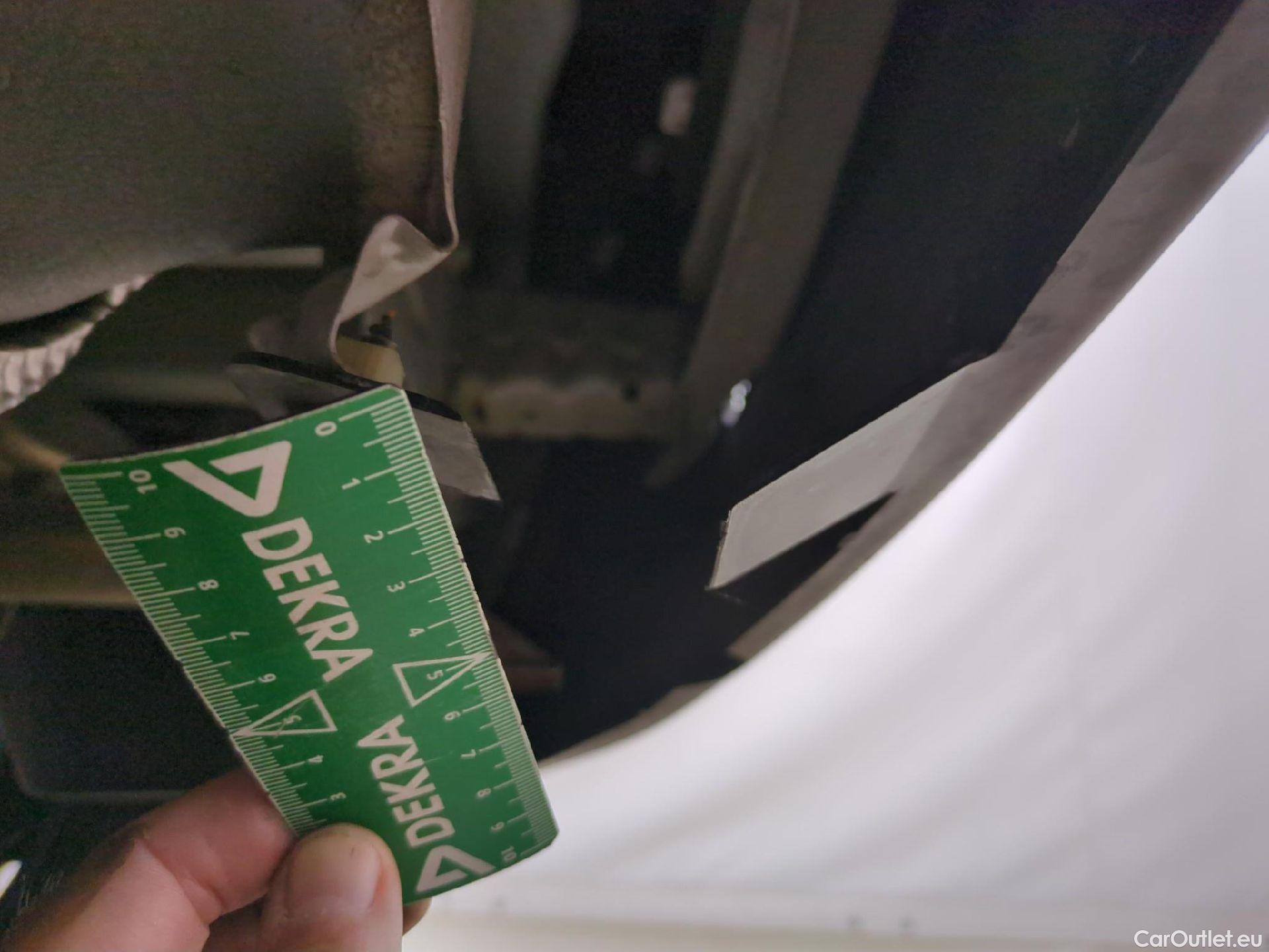  Citroen  C3 CITROEN  / 2020 / 5P / Berline PureTech 83 S&S BVM Feel Pack #39