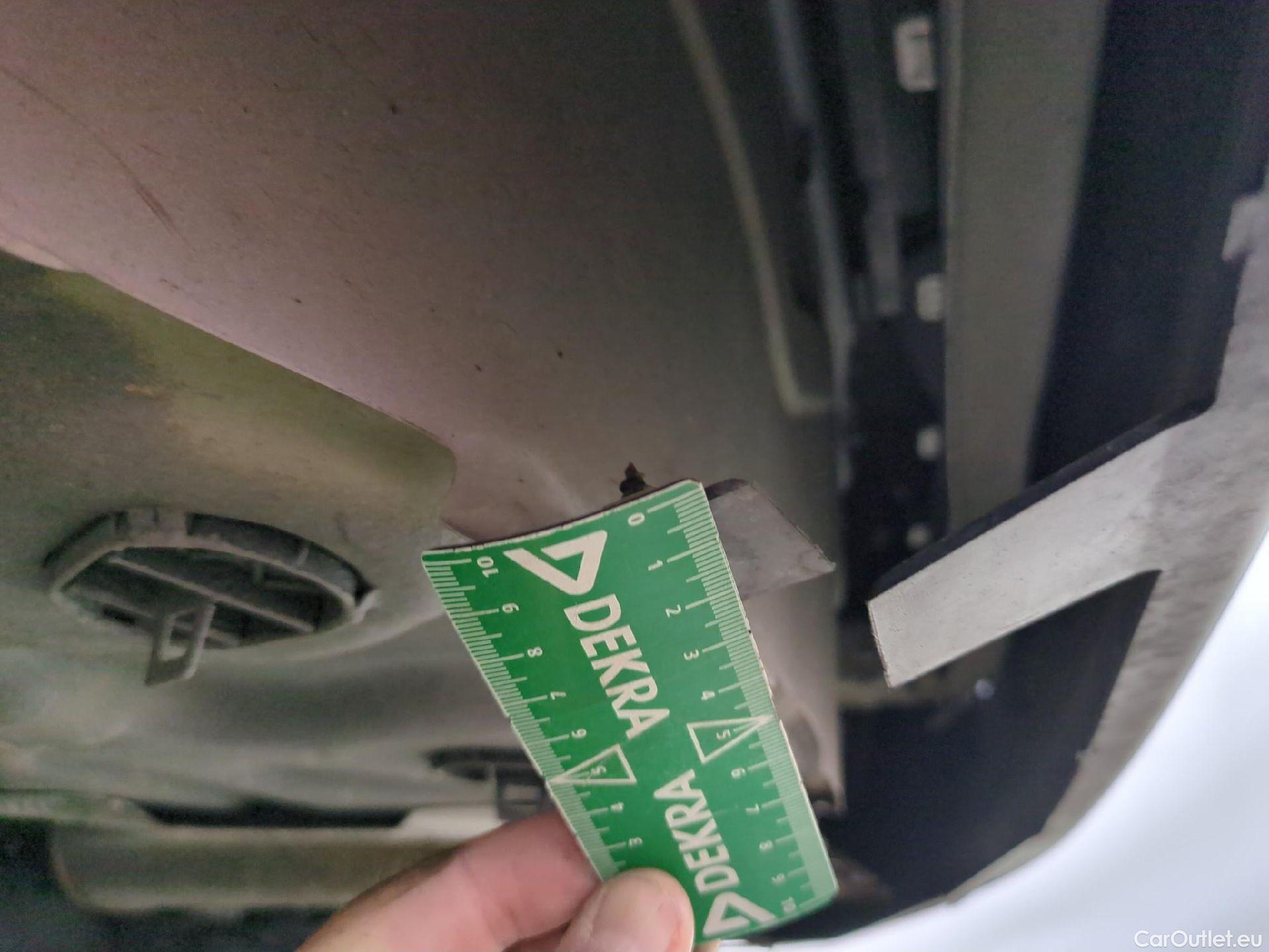  Citroen  C3 CITROEN  / 2020 / 5P / Berline PureTech 83 S&S BVM Feel Pack #37