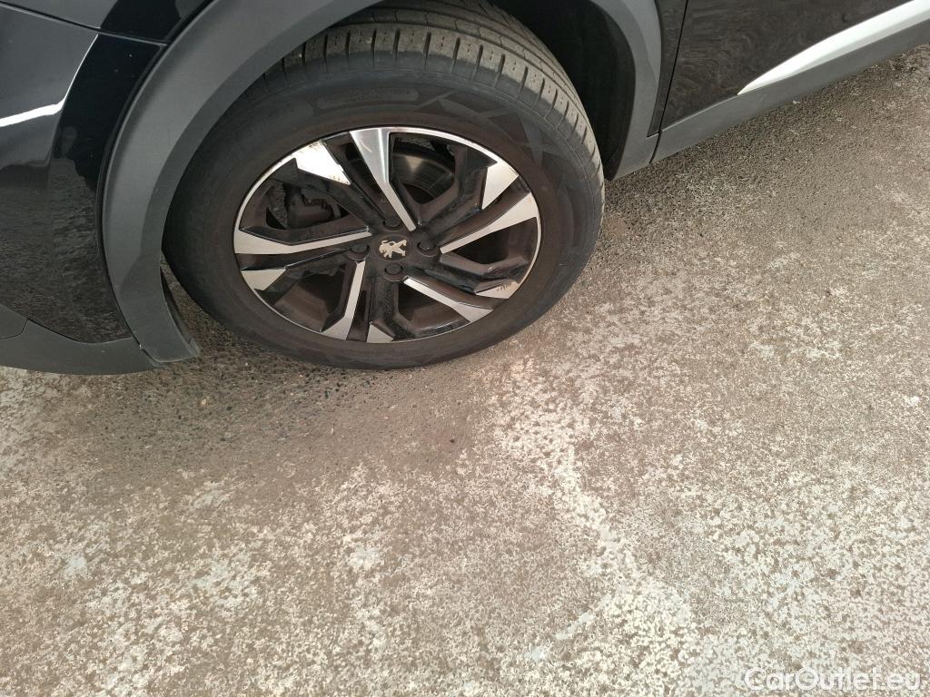  Peugeot  2008  Allure 1.2 PureTech 130CV BVA8 E6d #48