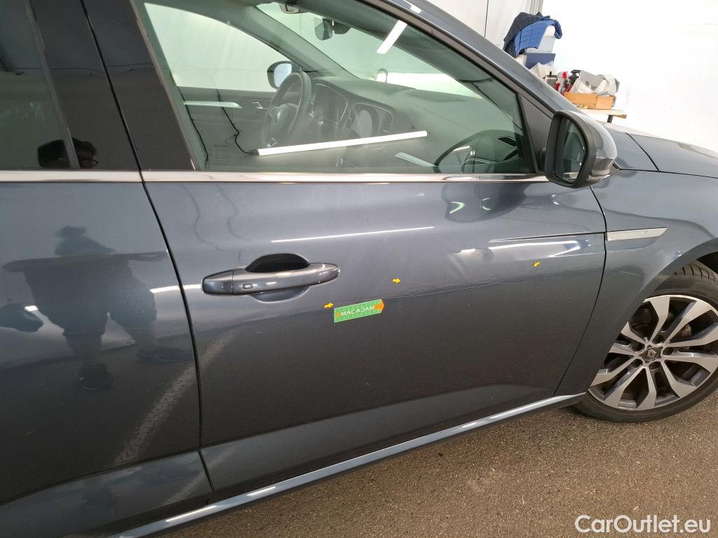  Renault  Megane RENAULT Mégane Berline / 2020 / 5P / Berline techno TCe 140 EDC #19