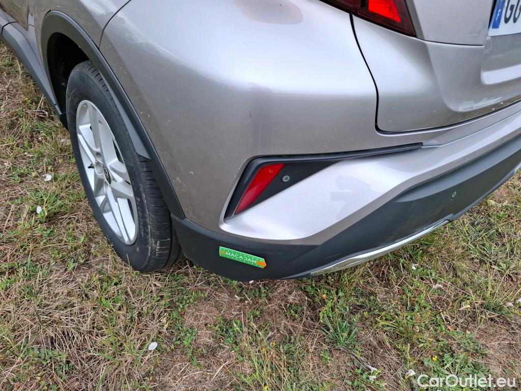  Toyota  C-HR TOYOTA  / 2016 / 5P / SUV 2.0 Hybride 184 Dynamic Business Stage A #1