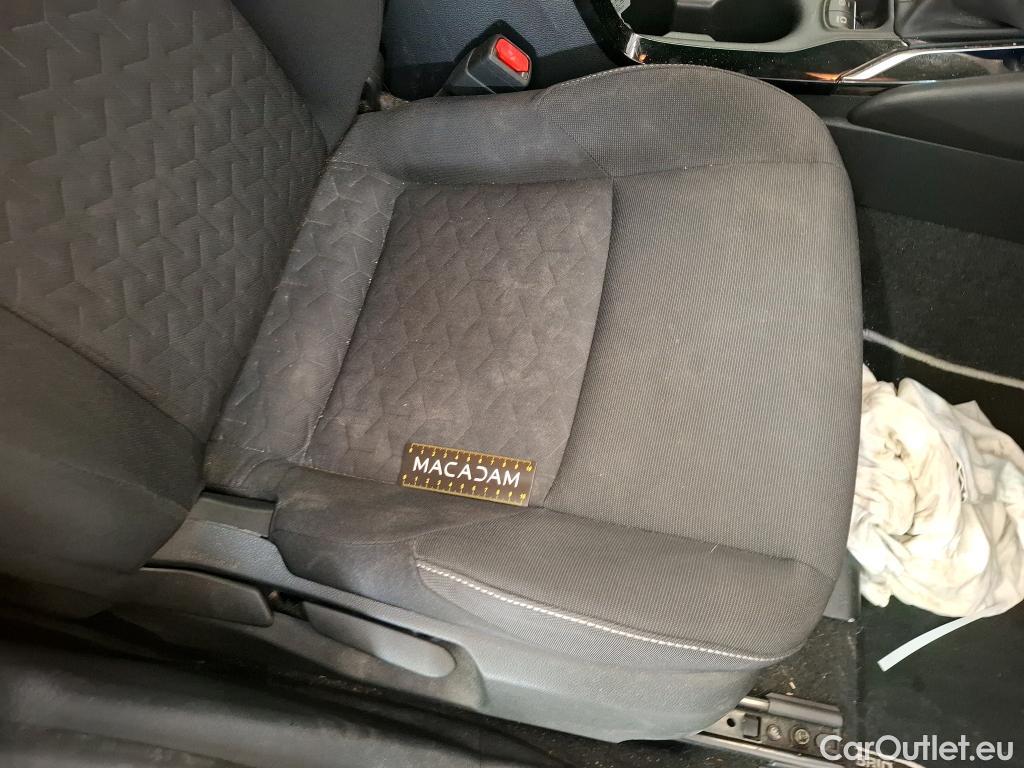  Toyota  Corolla TOYOTA  / 2018 / 5P / Berline Hybride 122h Dynamic Business Beyond Zer #47