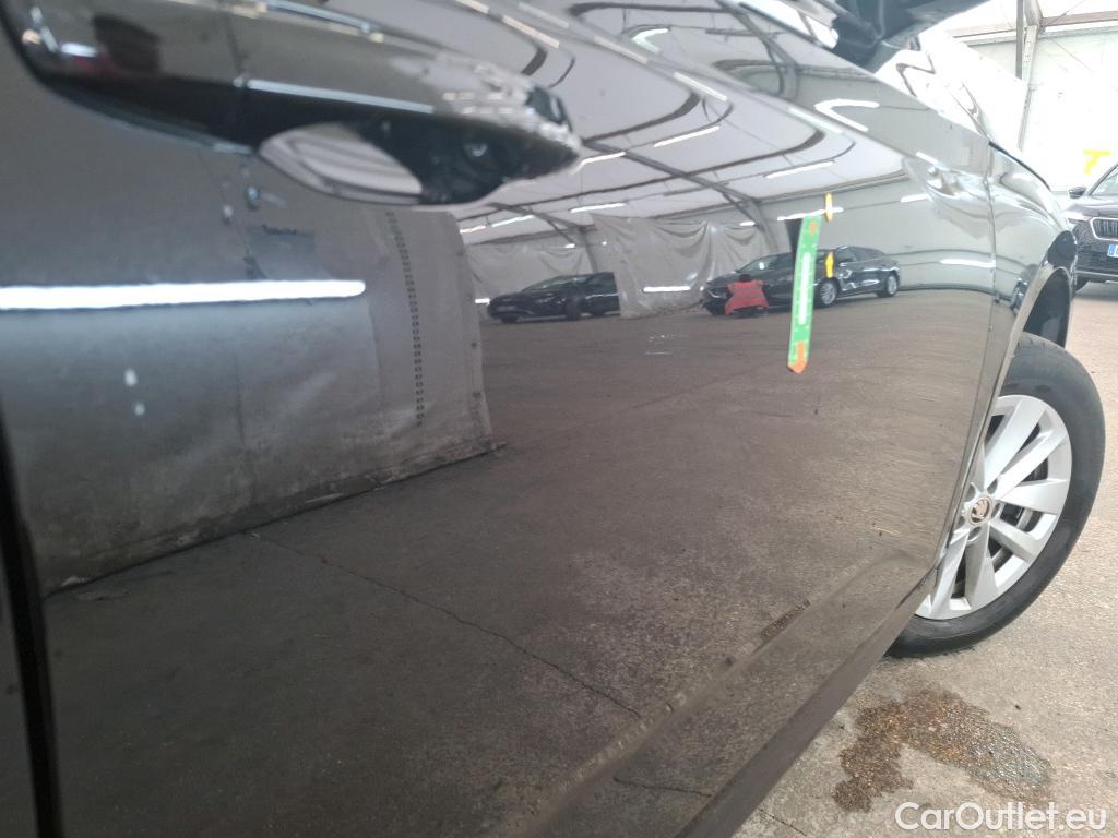  Skoda  KAMIQ  Ambition 1.0 TSI 110CV BVA7 E6d #16
