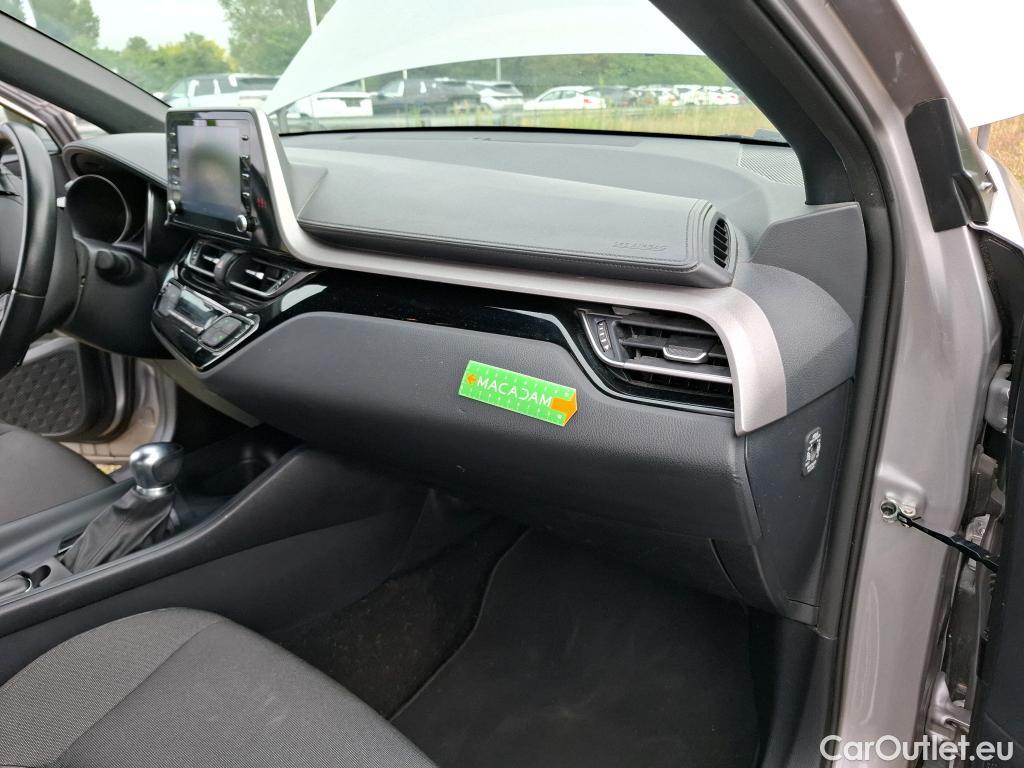  Toyota  C-HR TOYOTA  / 2016 / 5P / SUV 2.0 Hybride 184 Dynamic Business Stage A #45