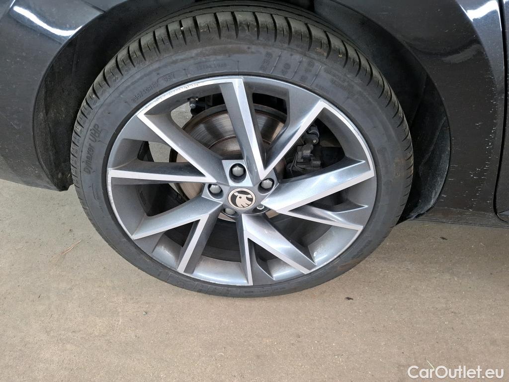  Skoda  Superb  Break SportLine 2.0 TDI 150CV BVA7 E6d #26