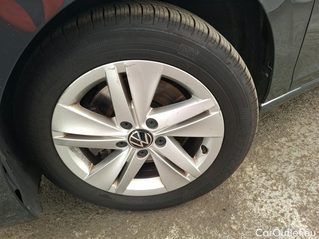  Volkswagen  Golf  VIII SW Life Business 2.0 TDI 115CV BVA7 E6d #10