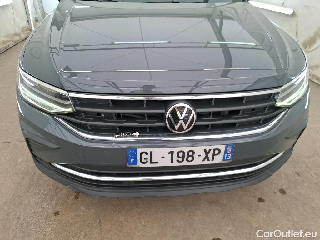  Volkswagen  Tiguan VOLKSWAGEN  / 2020 / 5P / SUV 1.4 eHybrid 245 DSG6 Life Business #8