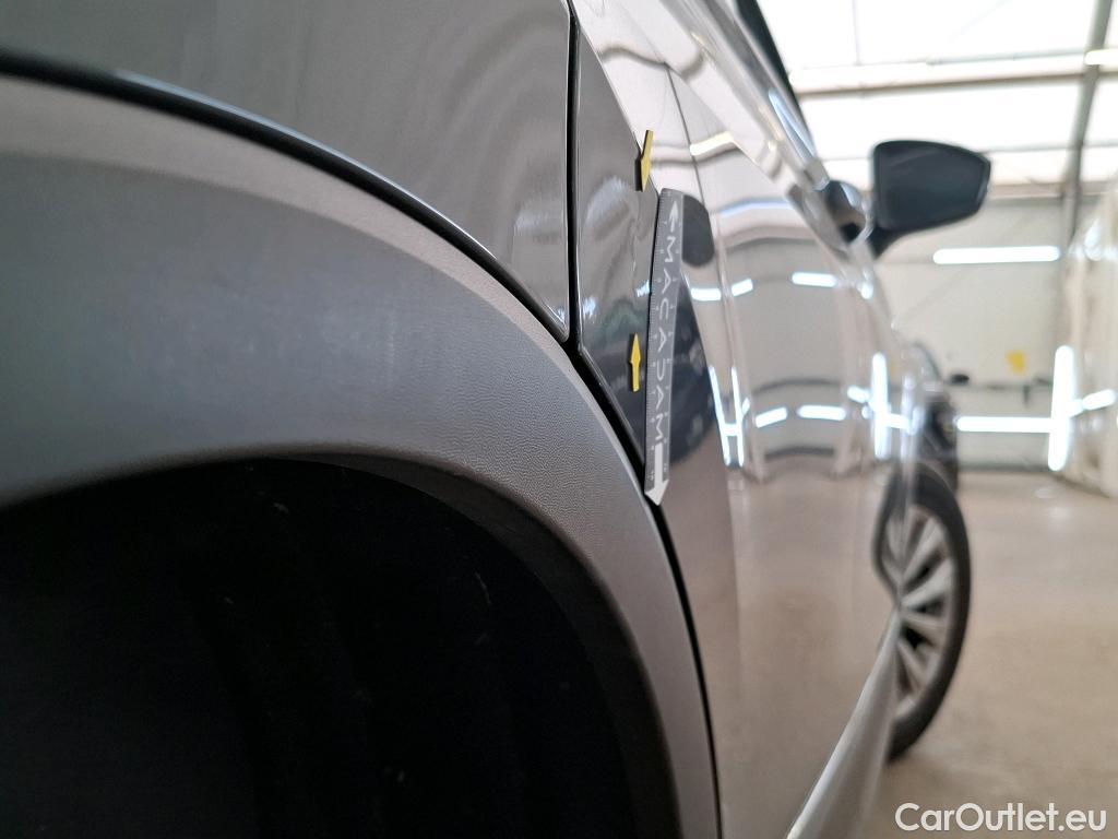  Volkswagen  Tiguan VOLKSWAGEN  / 2020 / 5P / SUV 1.4 eHybrid 245 DSG6 Life Business #5
