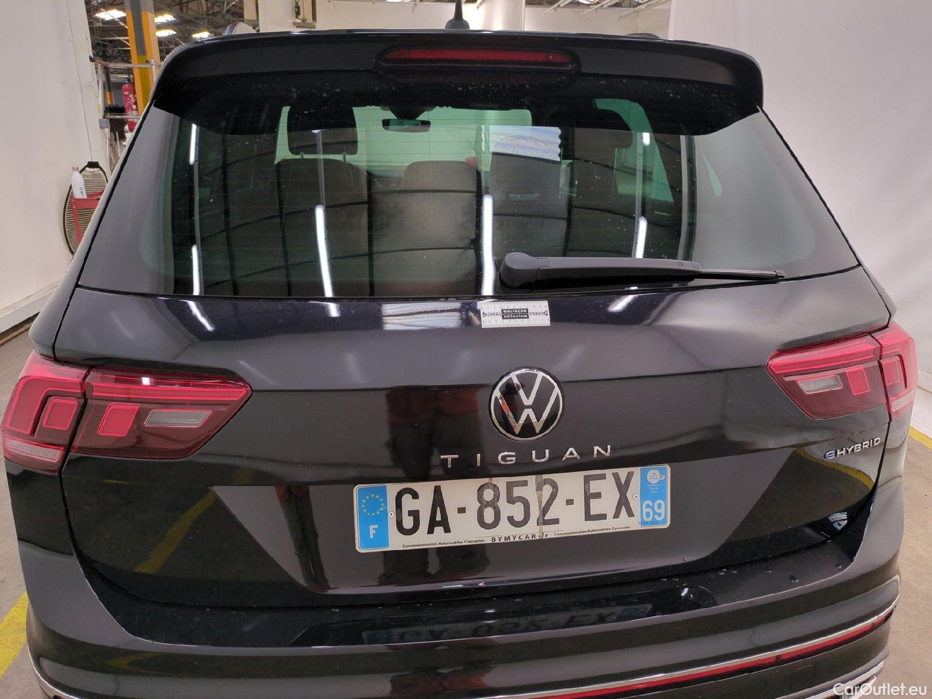  Volkswagen  Tiguan VOLKSWAGEN  / 2020 / 5P / SUV 1.4 eHybrid 245 DSG6 R-Line #44