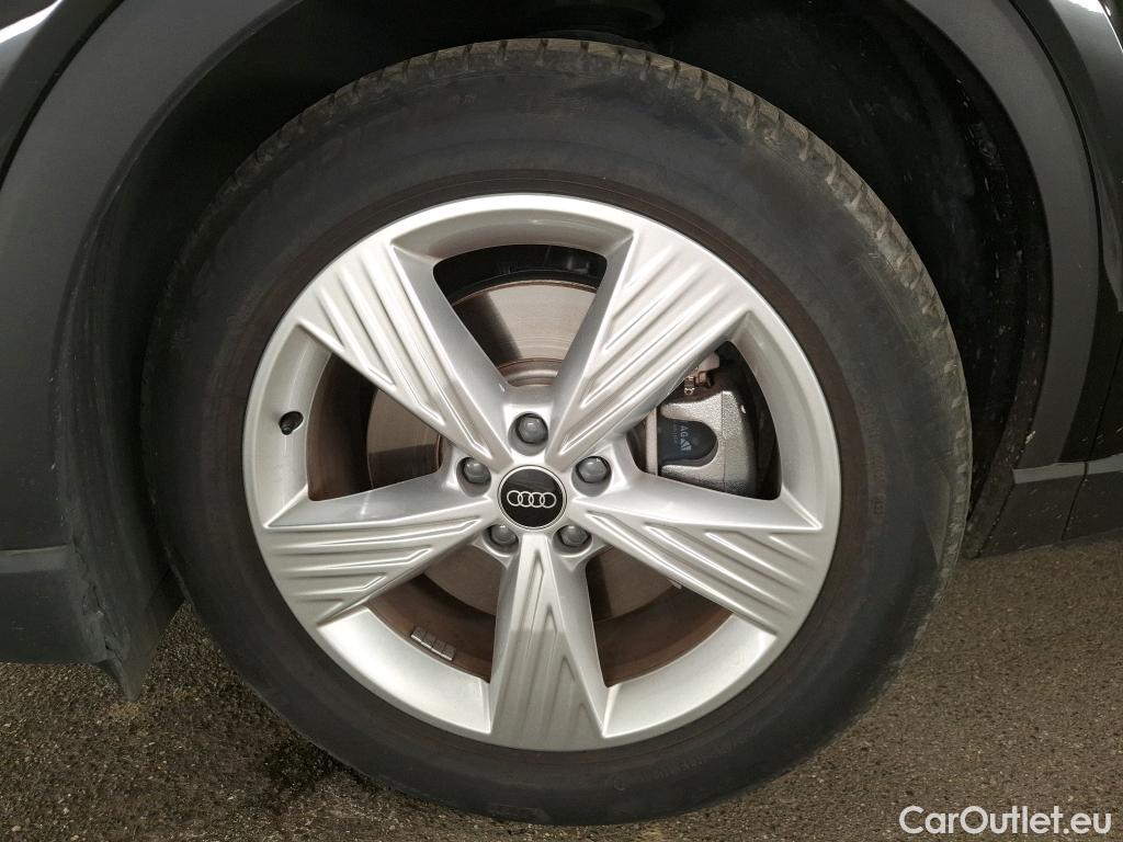  Audi  Q4 E-Tron  45 e-tron Design BVA #13