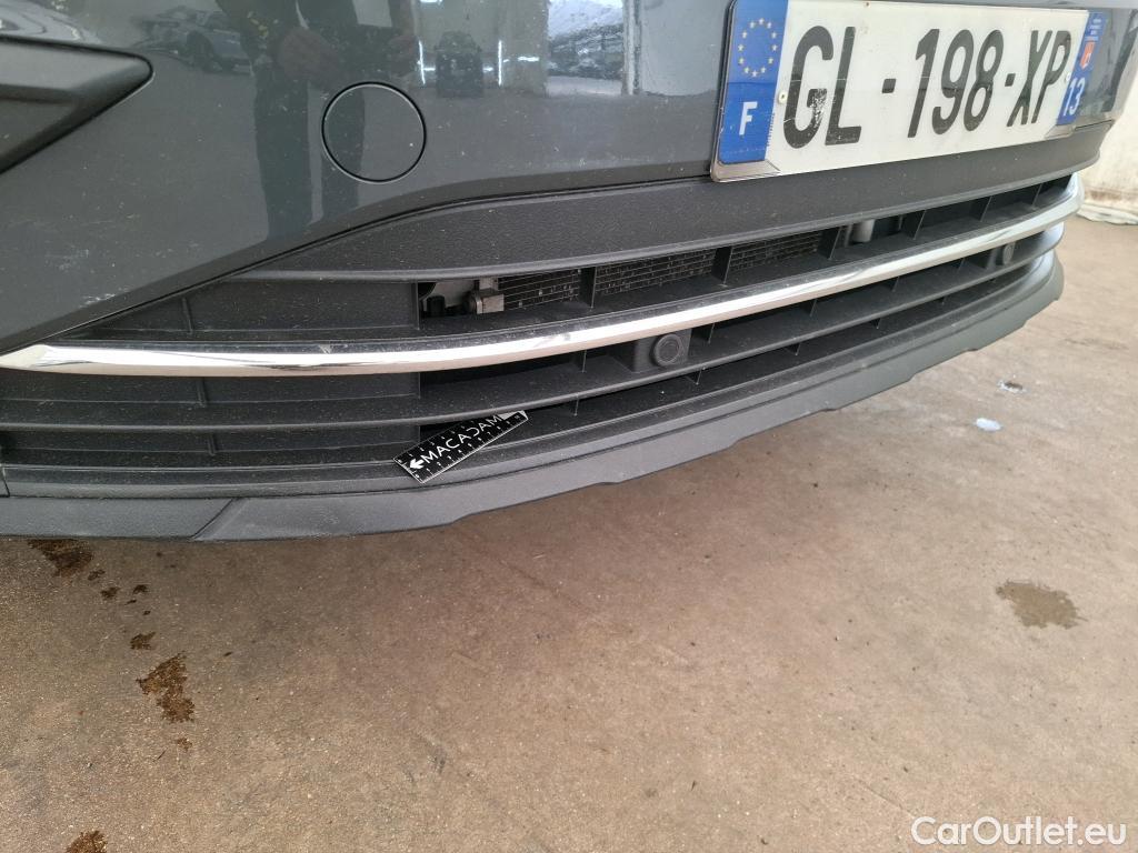  Volkswagen  Tiguan VOLKSWAGEN  / 2020 / 5P / SUV 1.4 eHybrid 245 DSG6 Life Business #6