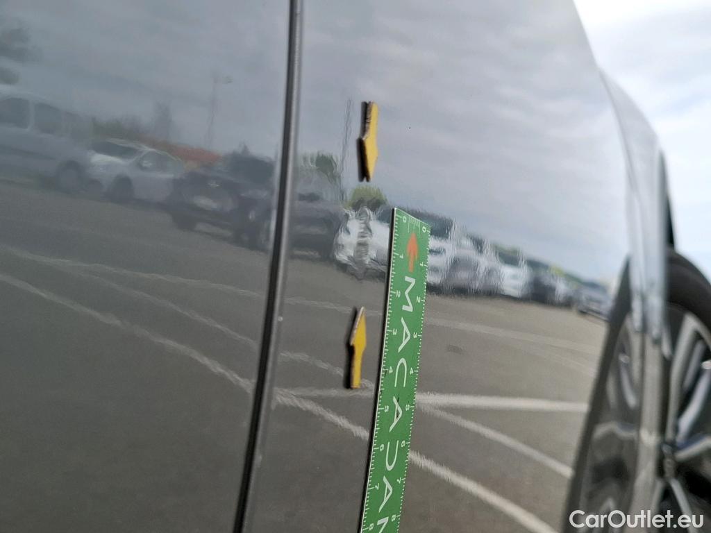  KIA  Ev6 KIA  / 2021 / 5P / SUV BEV 77.4 KWH AIR ACTIVE #27