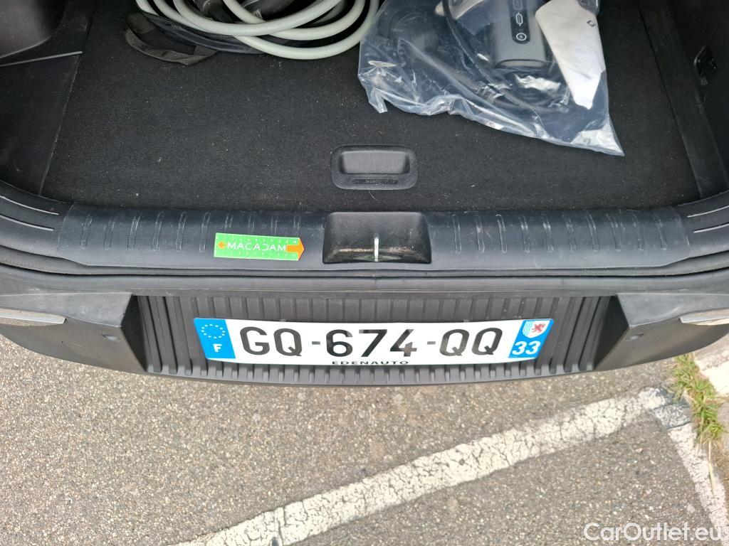  KIA  Ev6 KIA  / 2021 / 5P / SUV BEV 77.4 KWH AIR ACTIVE #51