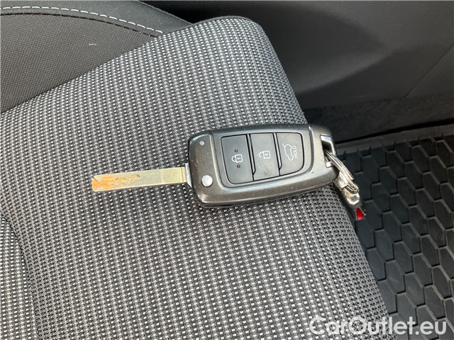  Hyundai  i30  kom.1.0TGDI 120 Comfort #1