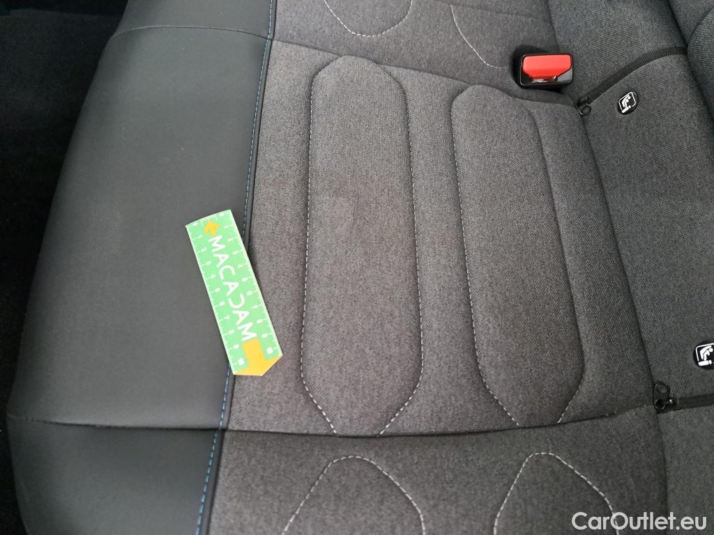  Citroen  C4  X Plus 1.2 PureTech 130CV BVA8 6E #21