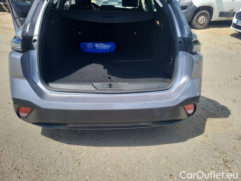 Peugeot  308   (P5) (2021)  SW 1.2PT 130 Active Pack #8