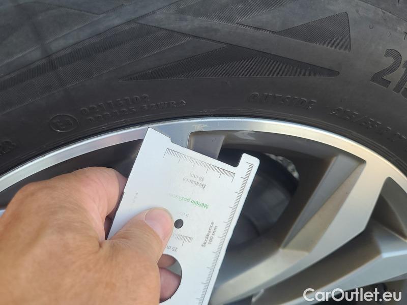  Volkswagen  Passat  Variant (CB5) (2019) Pas.Var.2.0TDI 110 HL #4