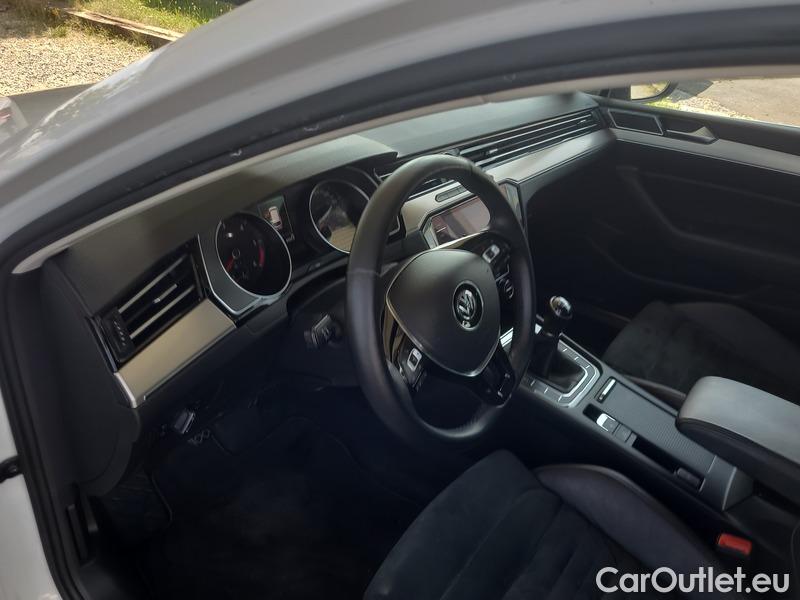  Volkswagen  Passat  Variant (CB5) (2019) Pas.Var.2.0TDI 110 HL #20