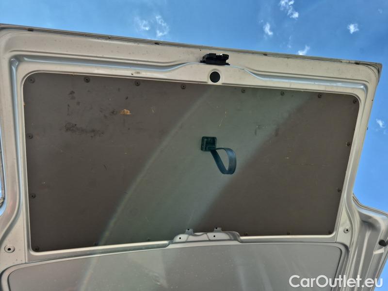  Volkswagen  Transporter T6  (2015) Tran.2.0TDI 81 4d #18