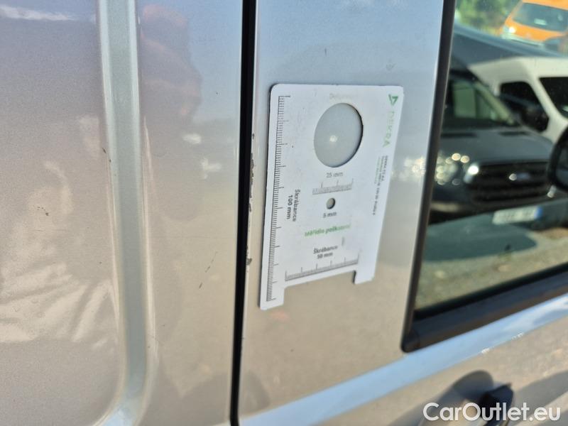  Volkswagen  Transporter T6  (2015) Tran.2.0TDI 81 4d #23