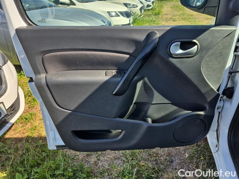  Renault  Kangoo  2 (2008)  1.5BdCi 95 Zen 5d #7