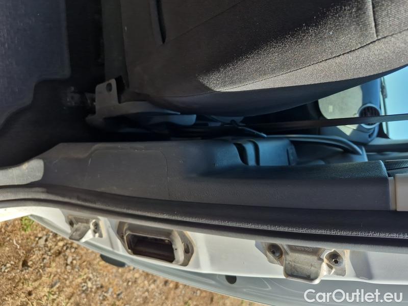  Renault  Kangoo  2 (2008)  1.5BdCi 95 Zen 5d #14