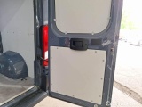  Peugeot  Boxer PEUGEOT  / 2014 / 4P / FURGONE 330 L1H1 2.2 BLUEHDI 120CV SeS #125