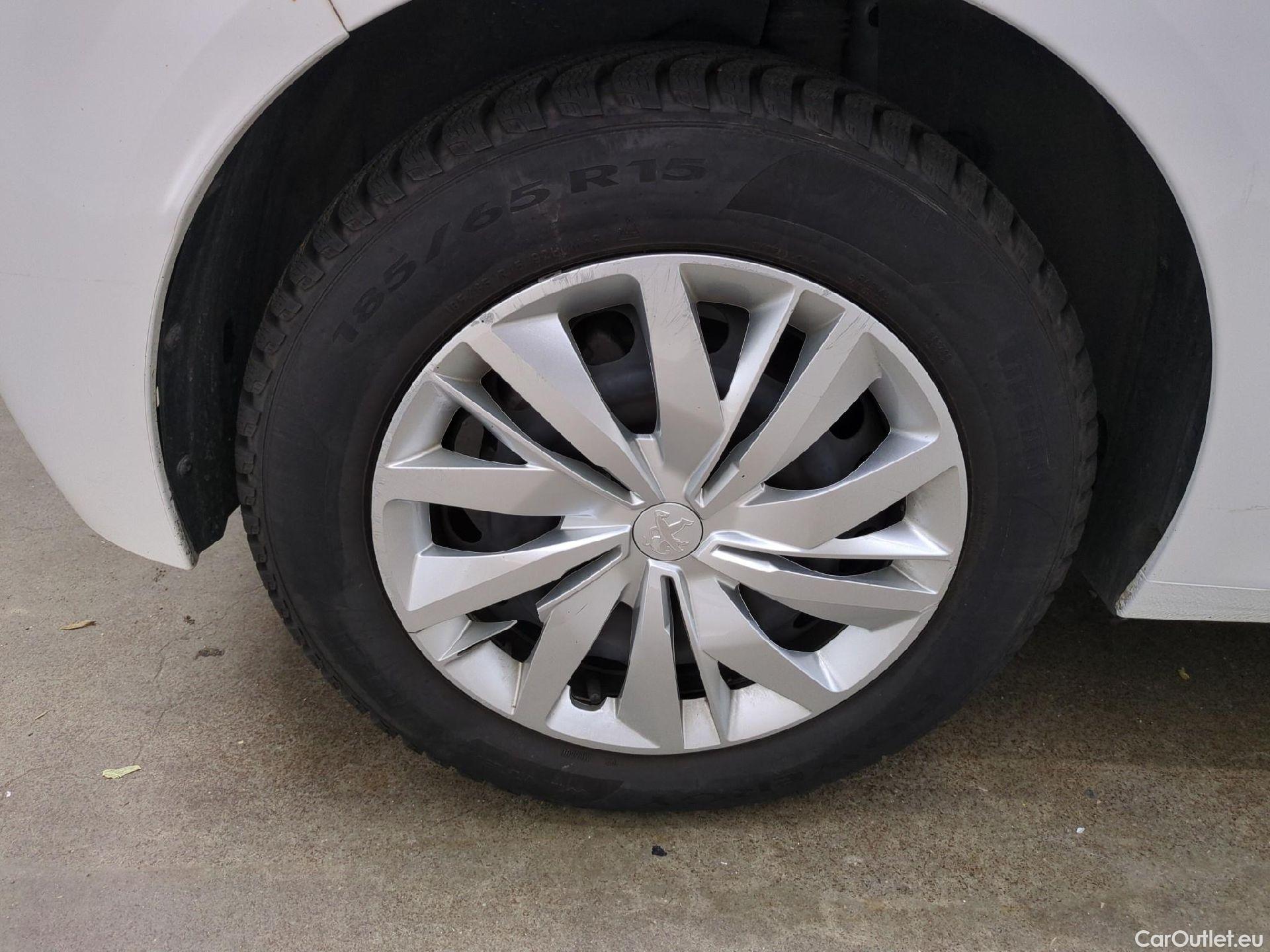  Peugeot  208  Premium 1.5 HDi 100CV BVM6 E6d #15