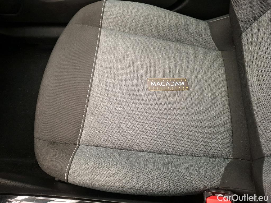 Citroen  C4  Berline Feel Nav Business R 1.5 BlueHDI 110CV BVM6 E6d #77