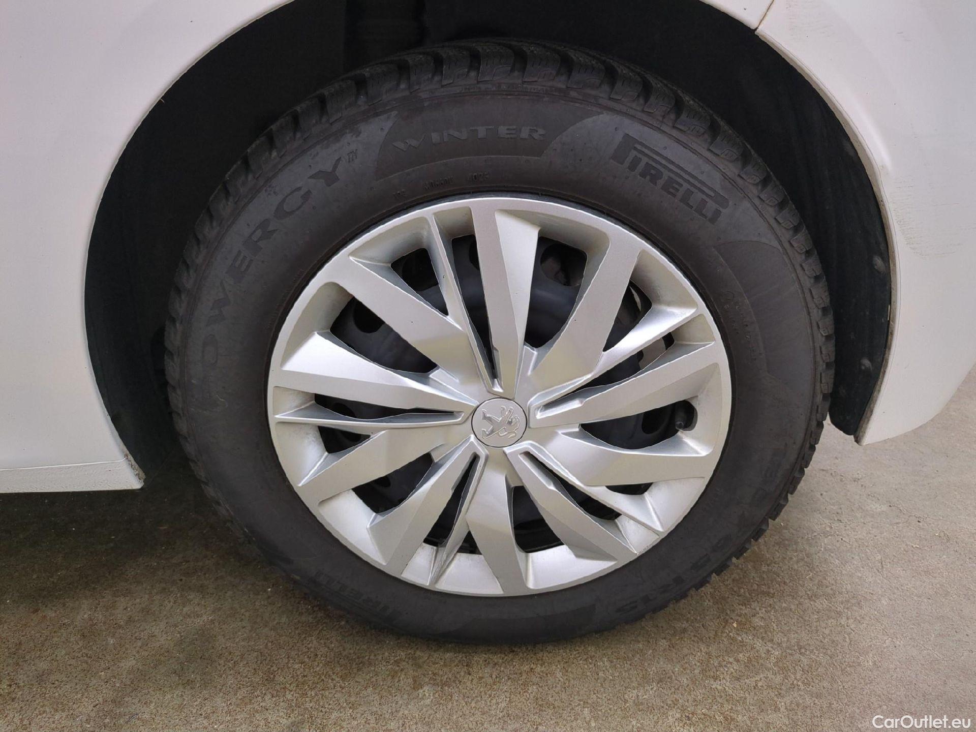  Peugeot  208  Premium 1.5 HDi 100CV BVM6 E6d #14