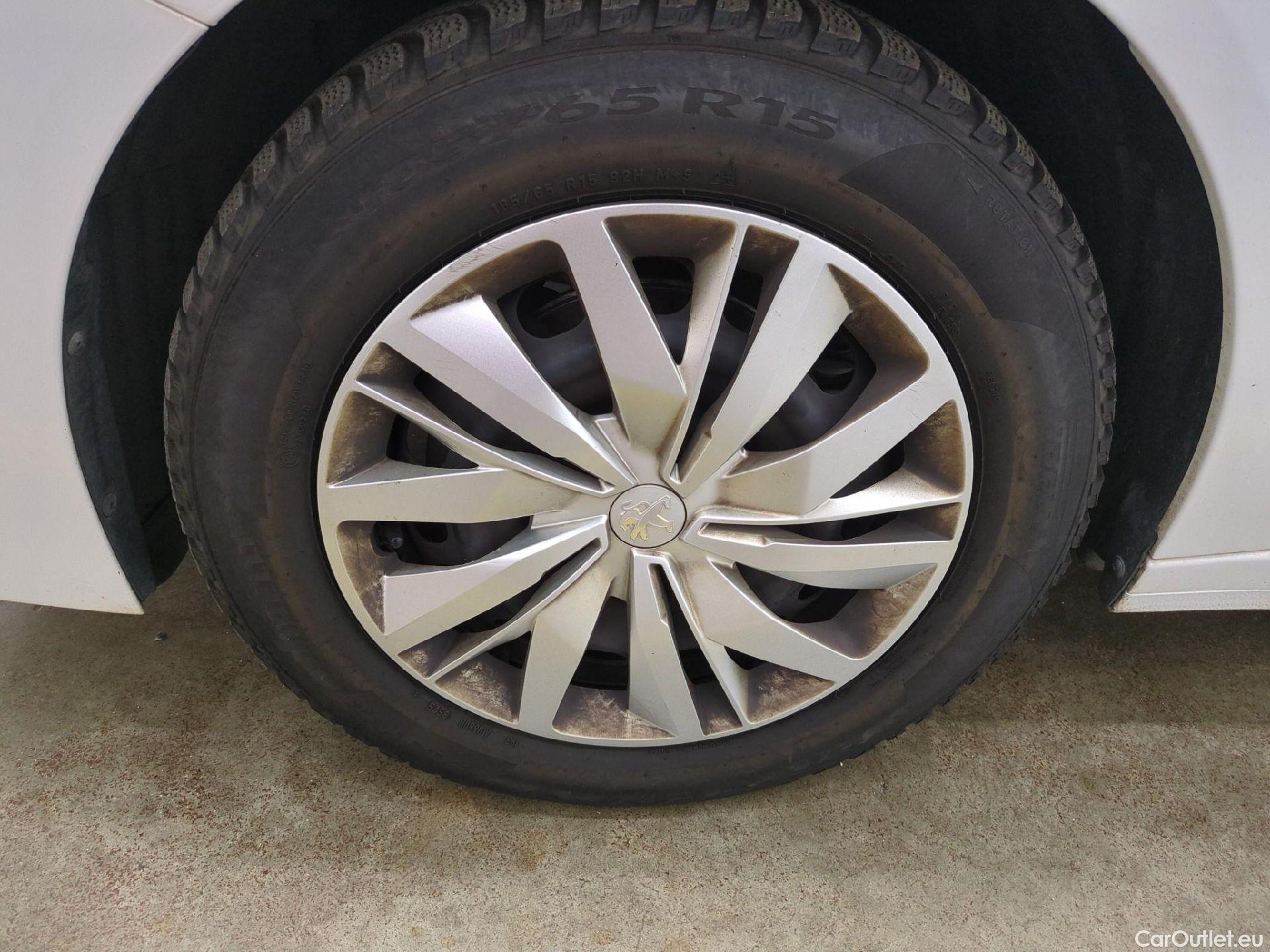  Peugeot  208  Premium 1.5 HDi 100CV BVM6 E6d #1
