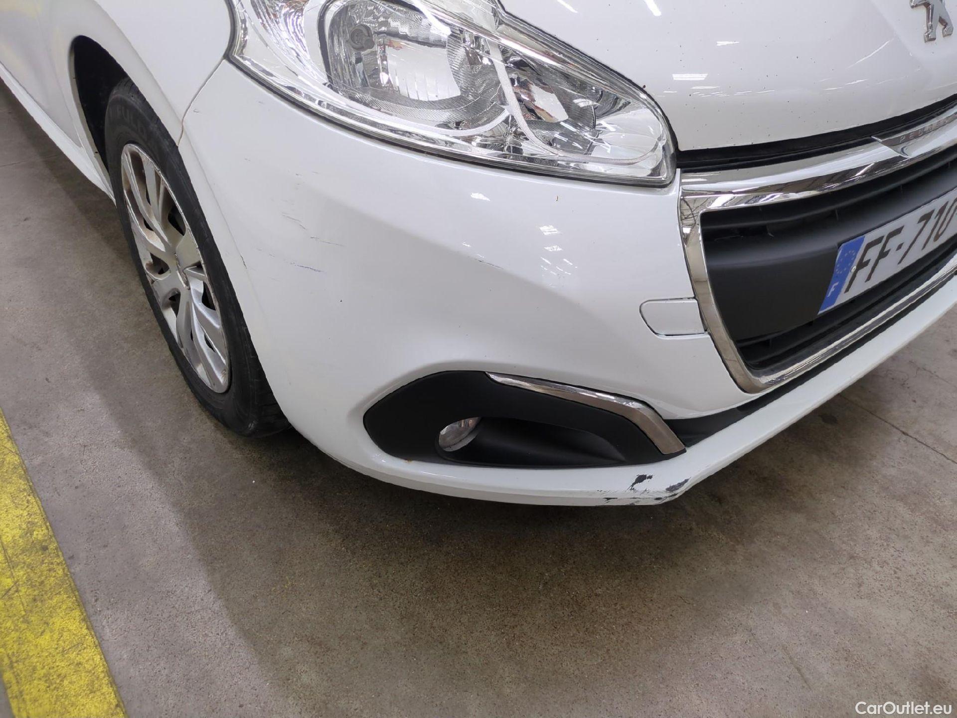  Peugeot  208  Affaire Premium Pack 1.5 HDi 100CV BVM5 E6dT #48