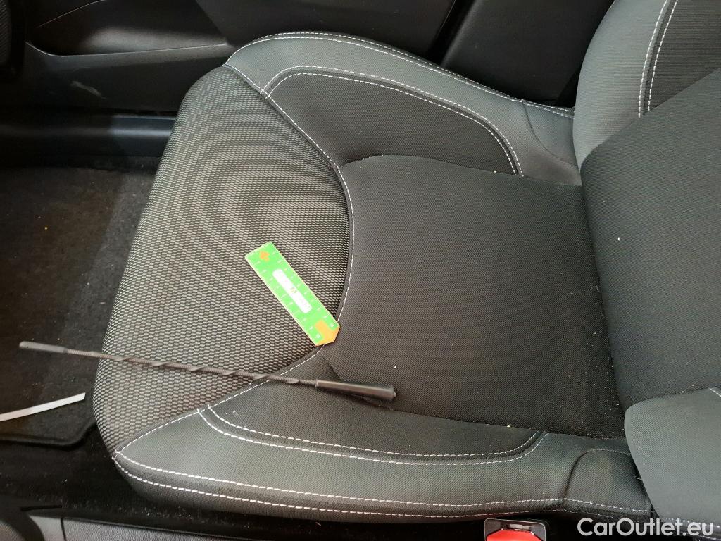  Renault  Clio  IV Air MediaNav 1.5 dCi 75CV BVM5 E6 #16