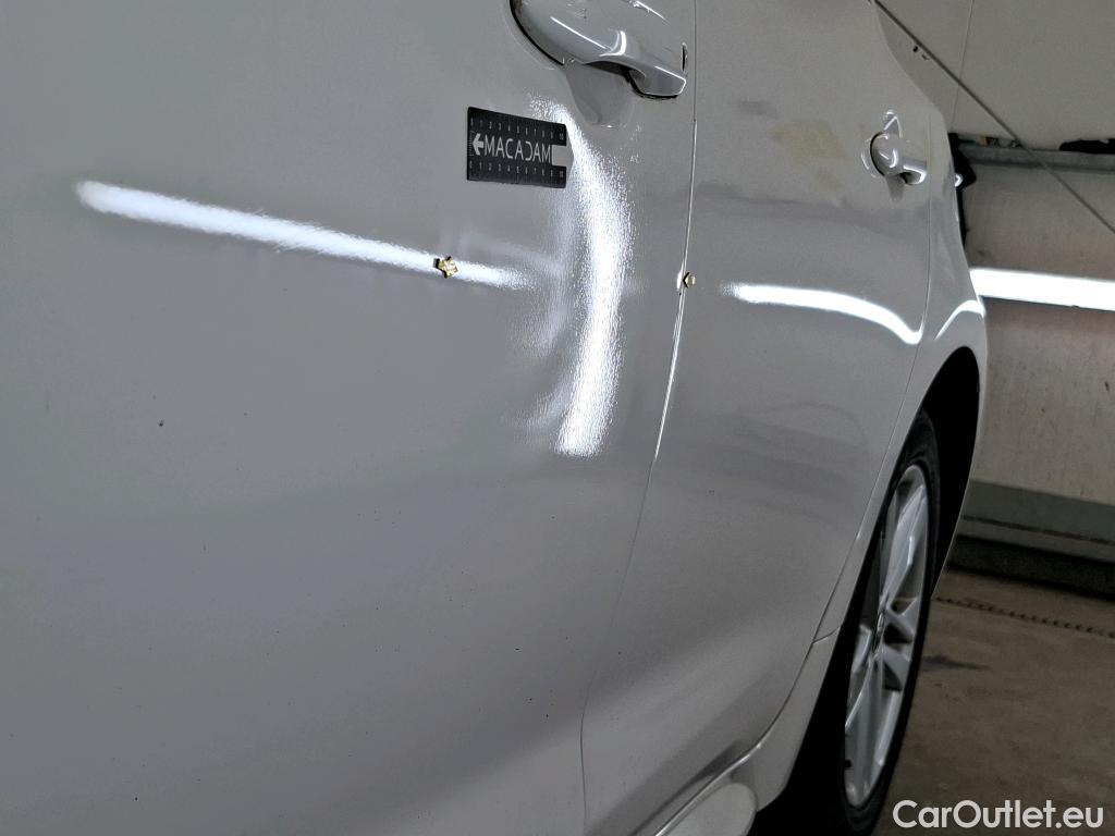  Toyota  Corolla  / 2018 / 5P / Berline Hybride 122h Dynamic Business Stage Acad / TRANSFO VP/VF #25