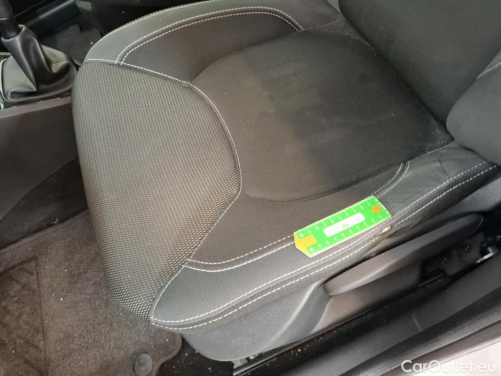  Renault  Clio  IV Air MediaNav 1.5 dCi 75CV BVM5 E6 #1