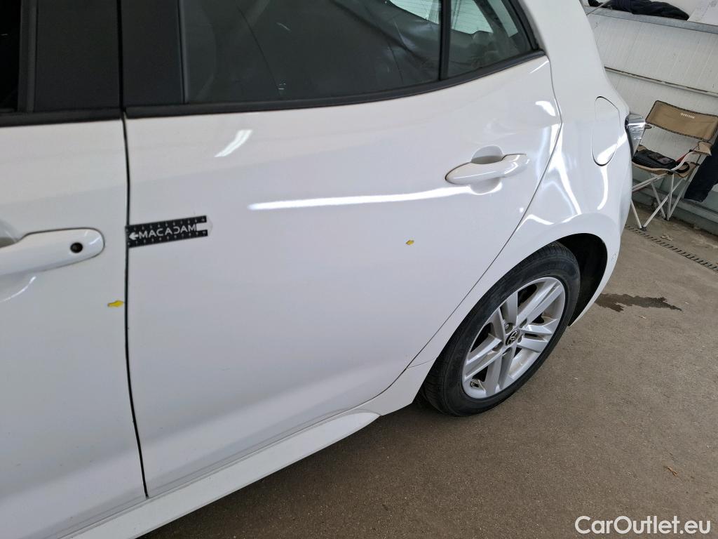  Toyota  Corolla  / 2018 / 5P / Berline Hybride 122h Dynamic Business Stage Acad / TRANSFO VP/VF #22