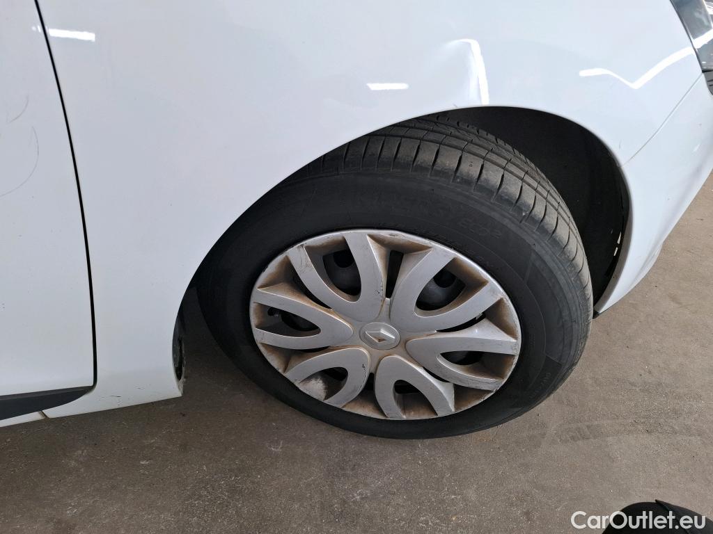  Renault  Clio  IV Air MediaNav 1.5 dCi 75CV BVM5 E6 #11