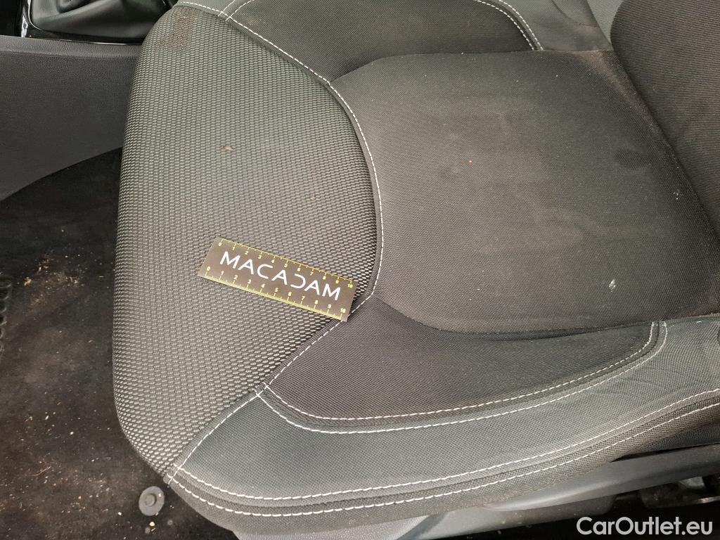  Renault  Clio  IV Air MediaNav 1.5 dCi 90CV BVM5 E6 #14