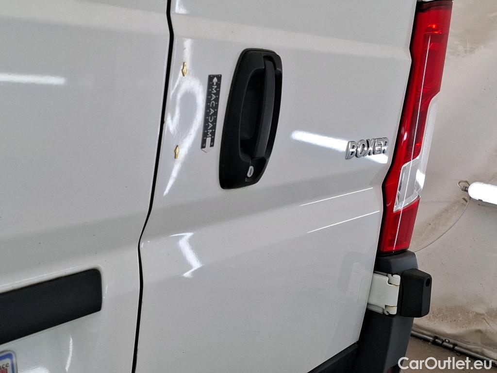  Peugeot  Boxer PEUGEOT  / 2014 / 4P / Fourgon tôlé BLUEHDI 110 PREMIUM PACK 330 L1H1 #31