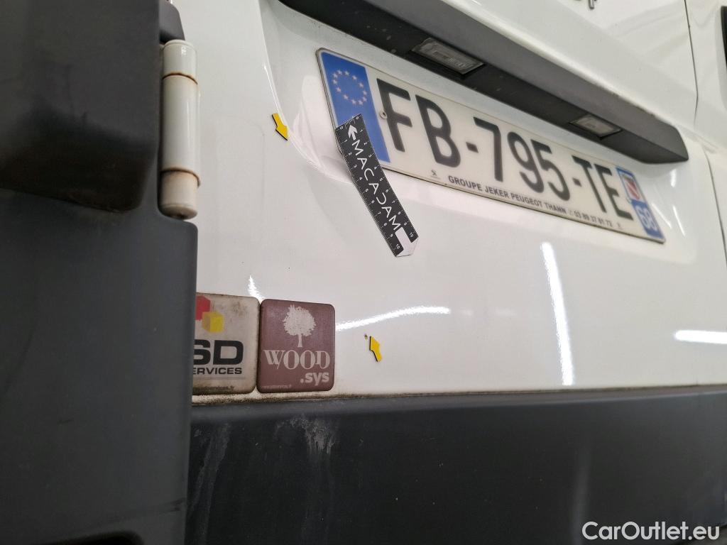  Peugeot  Boxer PEUGEOT  / 2014 / 4P / Fourgon tôlé BLUEHDI 110 PREMIUM PACK 330 L1H1 #26