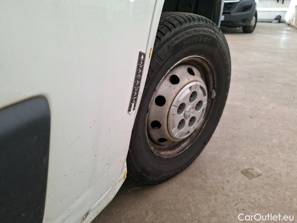  Peugeot  Boxer PEUGEOT  / 2014 / 4P / Fourgon tôlé BLUEHDI 110 PREMIUM PACK 330 L1H1 #11