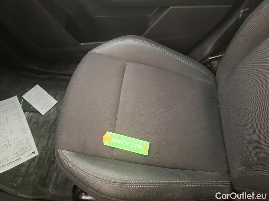  Renault  Kangoo RENAULT  / 2021 / 4P / Fourgonnette GD CONFORT - BLUE DCI 95 #7